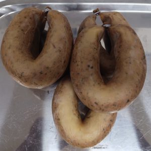 Leberwurst nach hausmacher Art geräuchert im Naturdarm